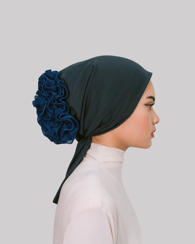 Inner Ruffle (Blue Peacock)