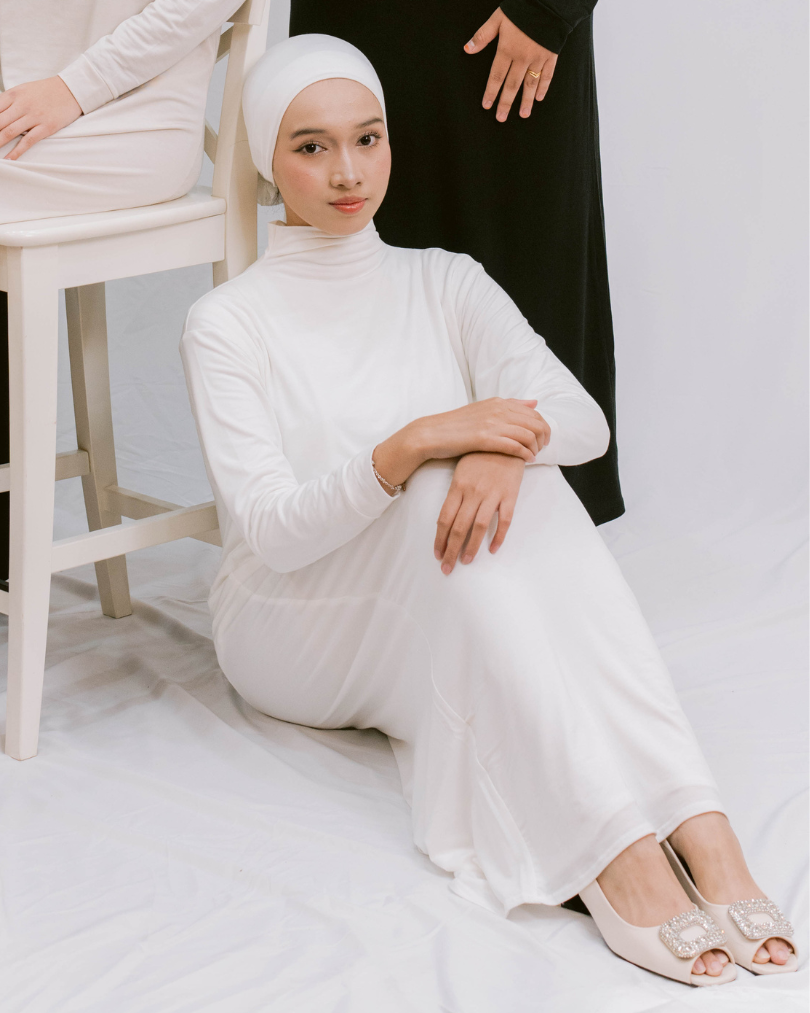 Inner Dress In Off White (Size 1)