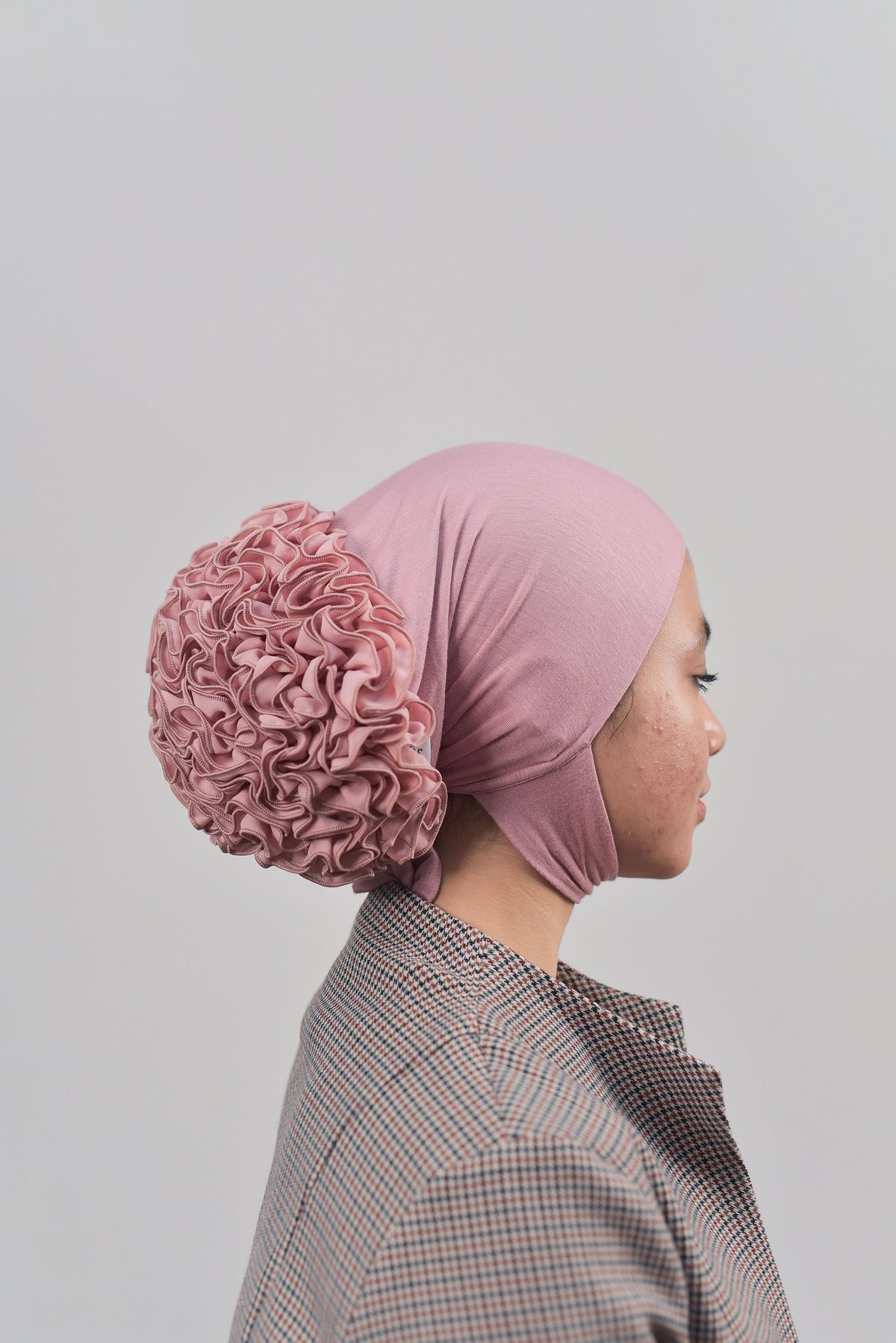 Inner Ruffle Dagu (Brilliant Rose) - Old Stock With Sponge