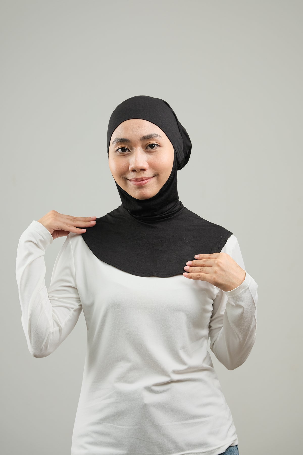 Inner Zip Neck (Black)
