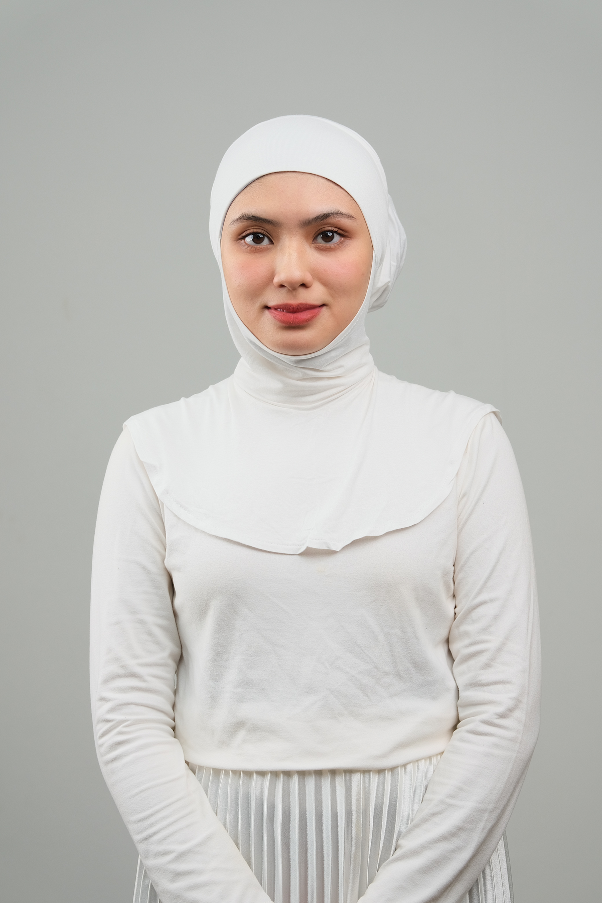 Inner Zip Neck (White)